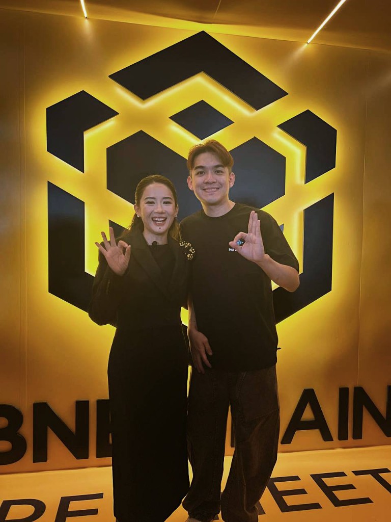 Photo with Binance He Yi at BNB Chain